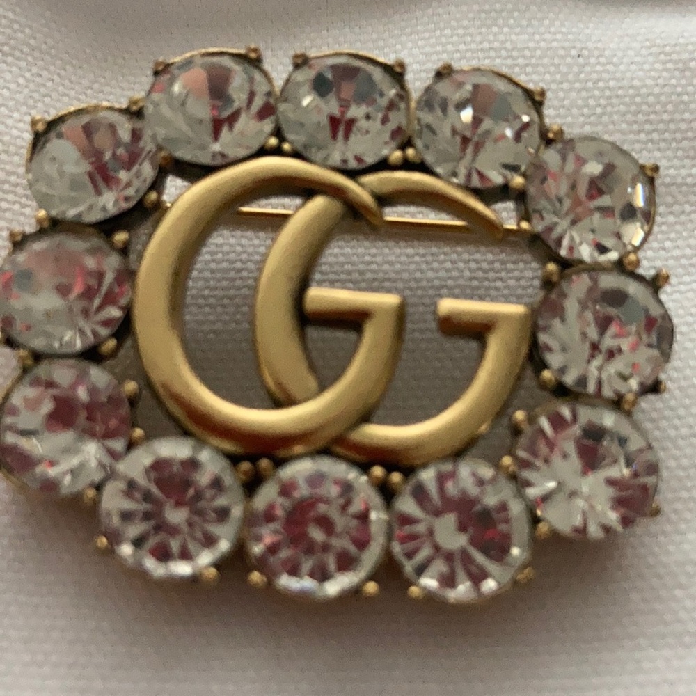 Gucci Crystal Mormont Gold Brooch with duster